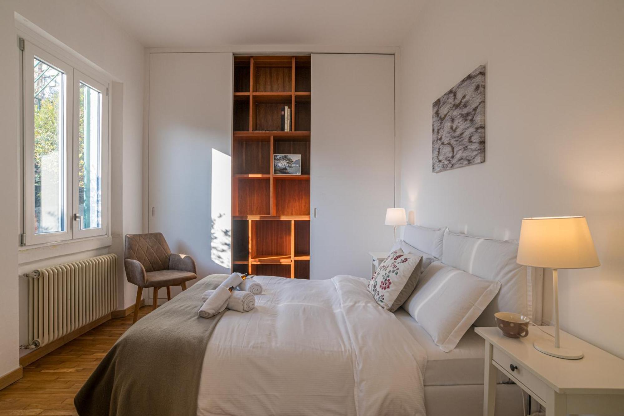 Casa Bambu - Splendida Vista Lago E Posto Auto Laglio Ngoại thất bức ảnh